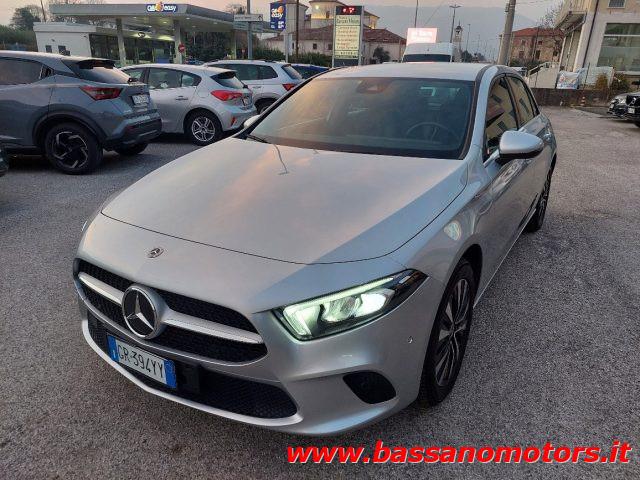 MERCEDES-BENZ A 250 e hybrid EQ Business Plug In Hybrid