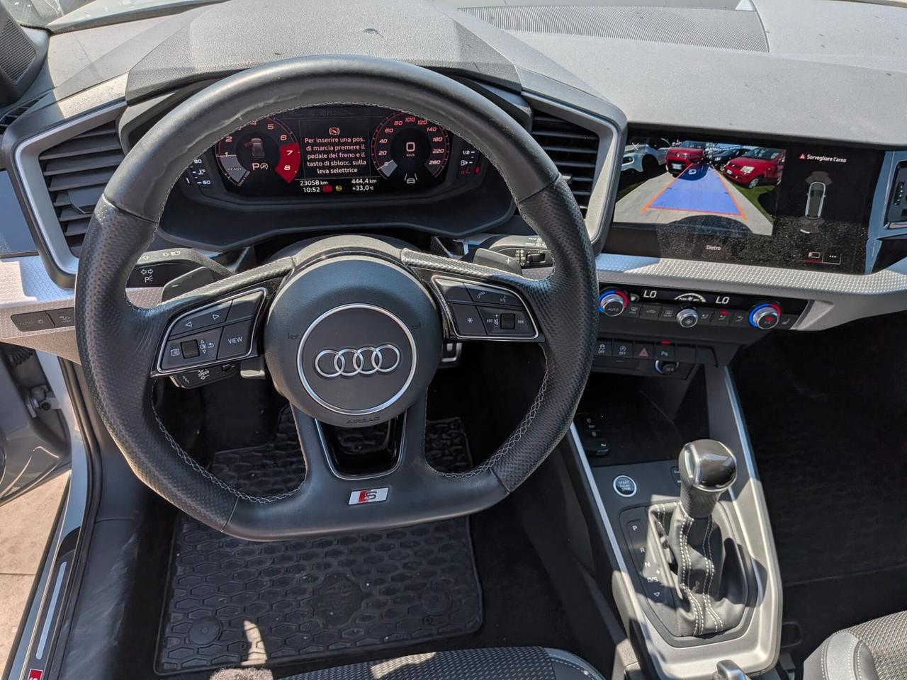 Audi A1 citycarver 30 TFSI S tronic