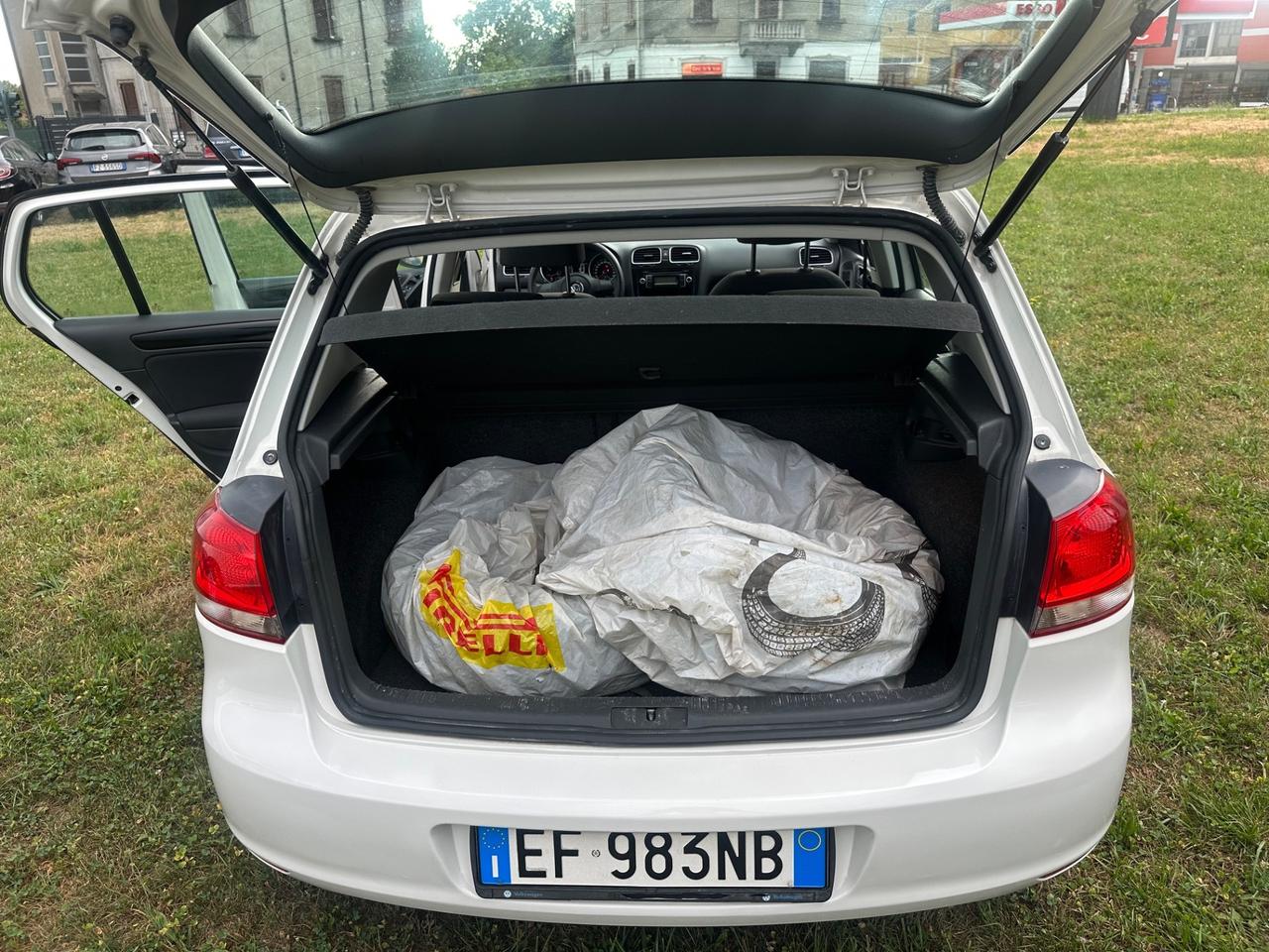 Volkswagen Golf 1.6 5p. Trendline BiFuel