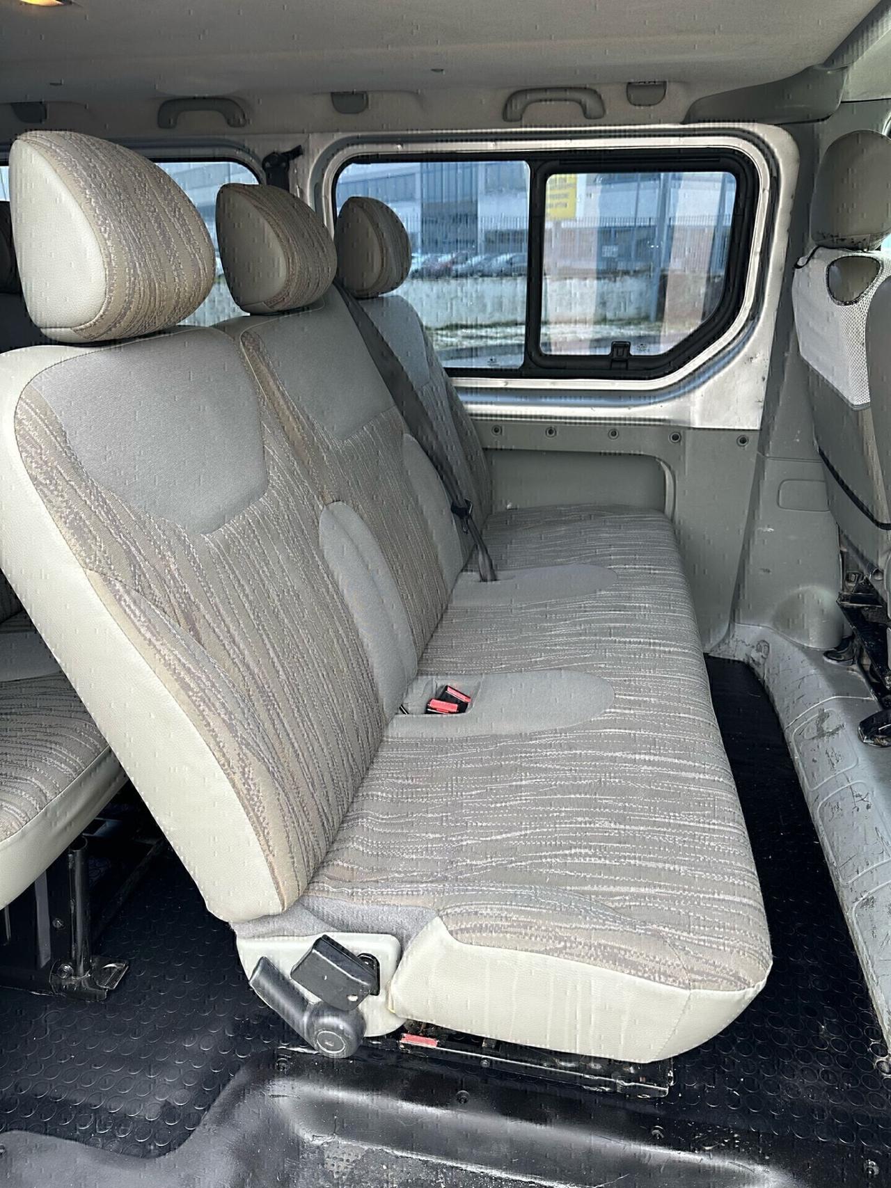 NISSAN PRIMASTAR CON 6 POSTI SUPER PREZZO!
