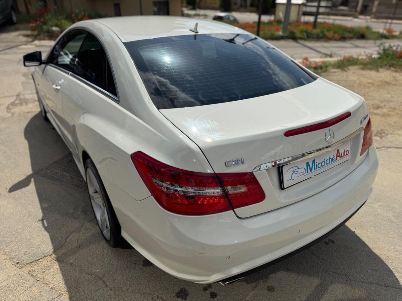 MERCEDES CLASSE E 250D 204 CV AMG FULL MANUALE