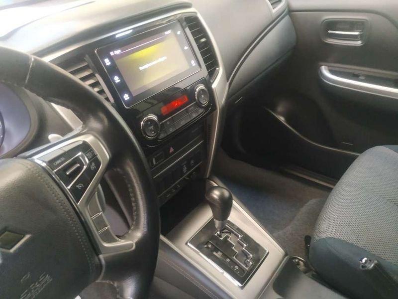 Mitsubishi L200 d.cab 2.3d Intense 4wd 150cv auto