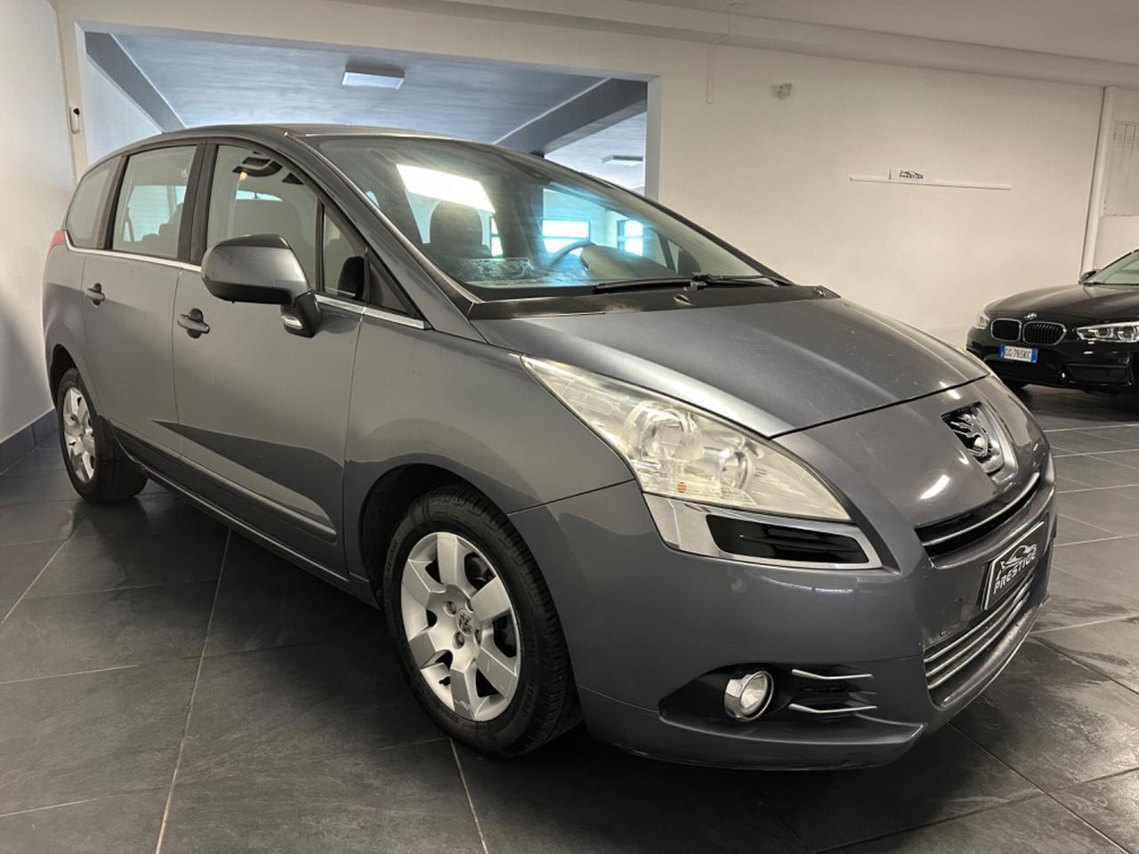 Peugeot 5008 1.6 HDi 112CV MULTISPAZIO UNIPRO