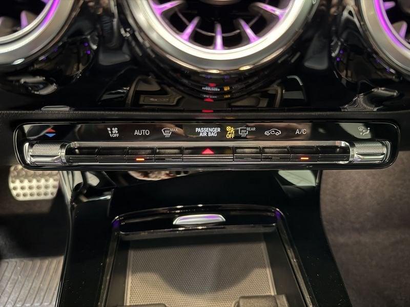 Mercedes-Benz CLA CLA 180 Automatic Shooting Brake Premium AMG