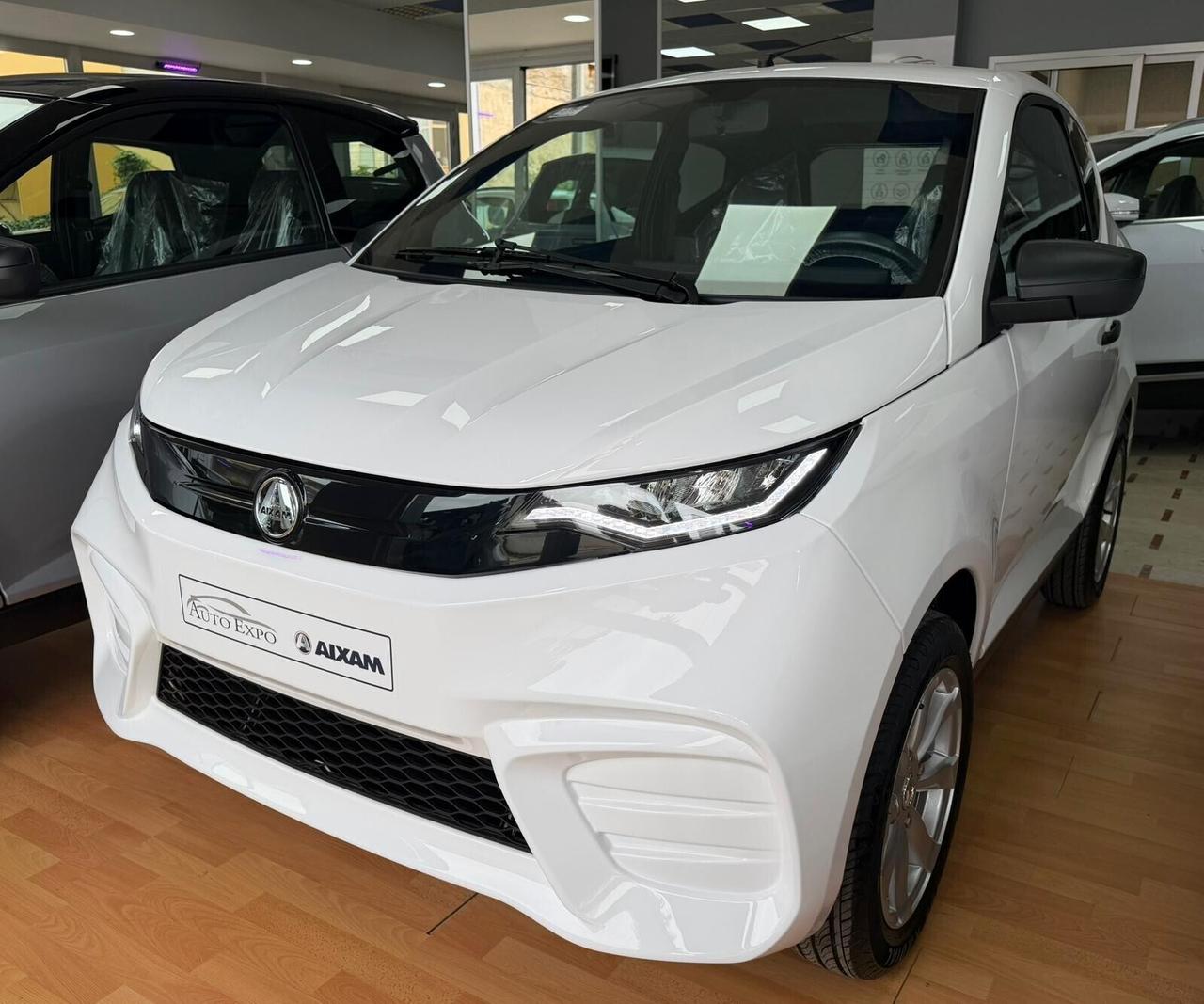 Aixam E-City Sport Km0 2026 con ECOBONUS