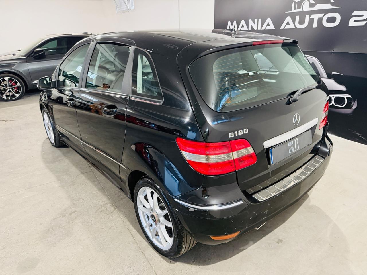 Mercedes-benz B 180 CDI PREMIUM AUTOMATICA*109 CV*NEOPATENTATI*