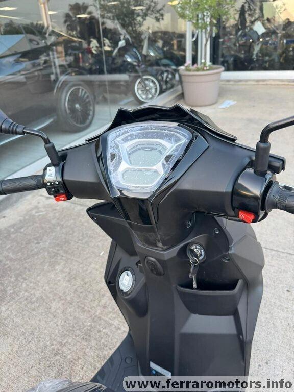 Kymco Agility 125 s a 25 euro al mese