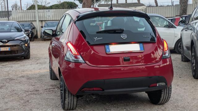 LANCIA Ypsilon HYBRID GOLD FIREFLY 1.0cc 70cv