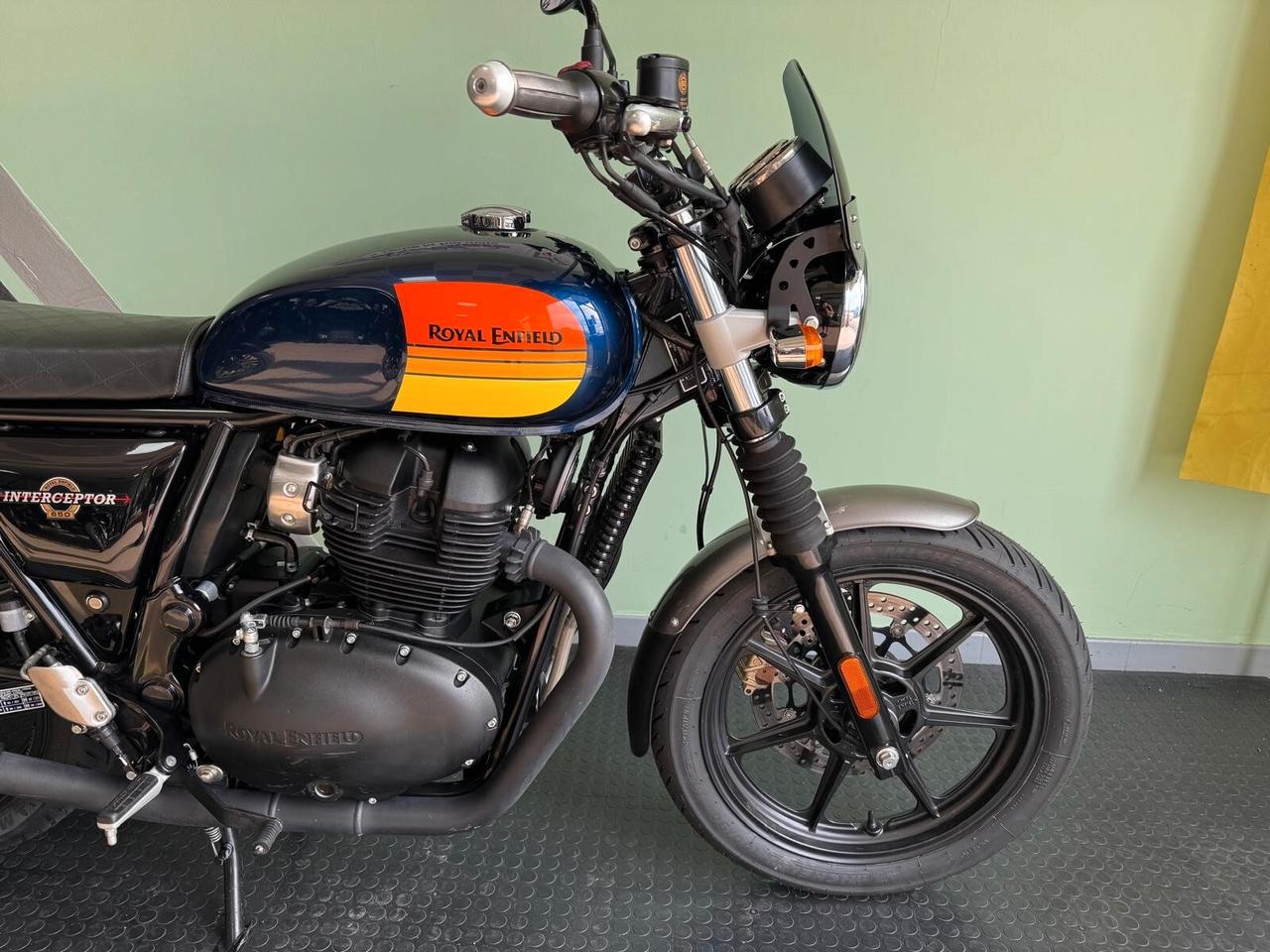 Royal Enfield Interceptor 650 * TUA A 2395 EURO CON FORMULA 50%
