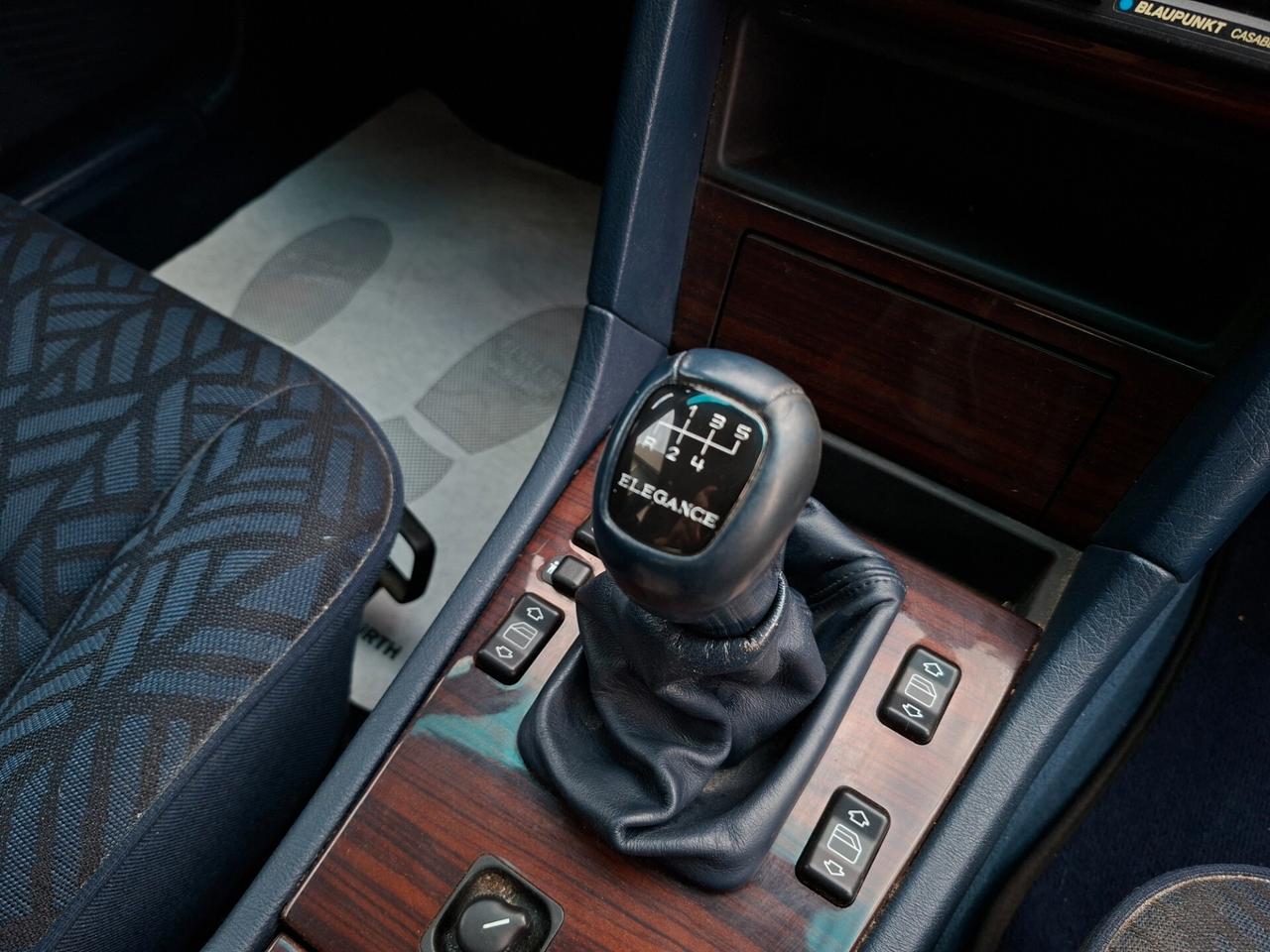 Mercedes-benz C 200 Elegance *UNICO PROPRIETARIO*