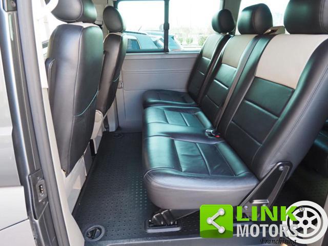 VOLKSWAGEN Caravelle T5 AUTOMATICO 4 MOTION 2.0 TDI PASSO LUNGO