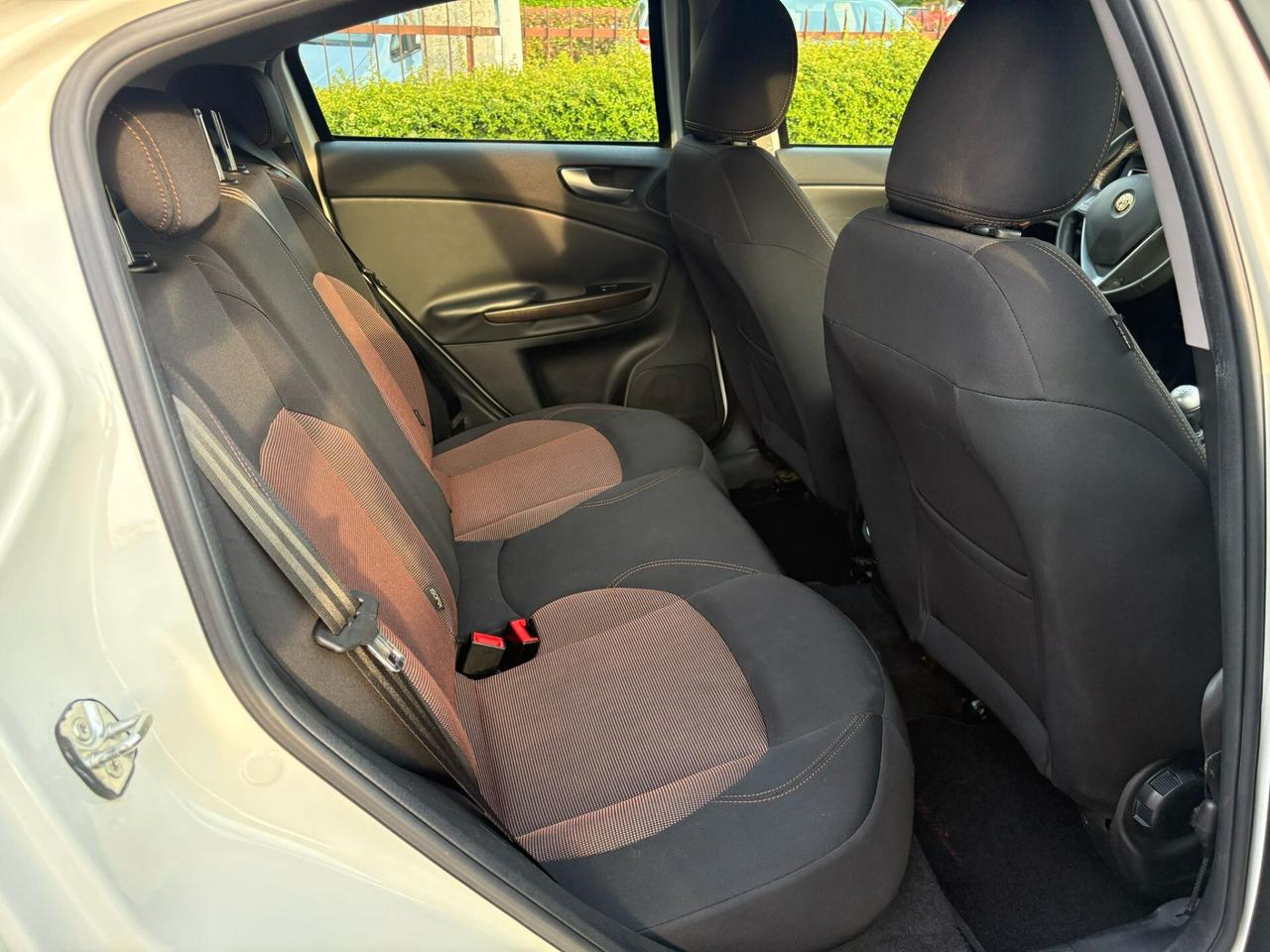 Alfa Romeo Giulietta 1.6 JTDm-2 105 CV Distinctive