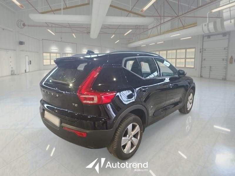 Volvo XC40 T2 129 CV Automatico Momentum Core