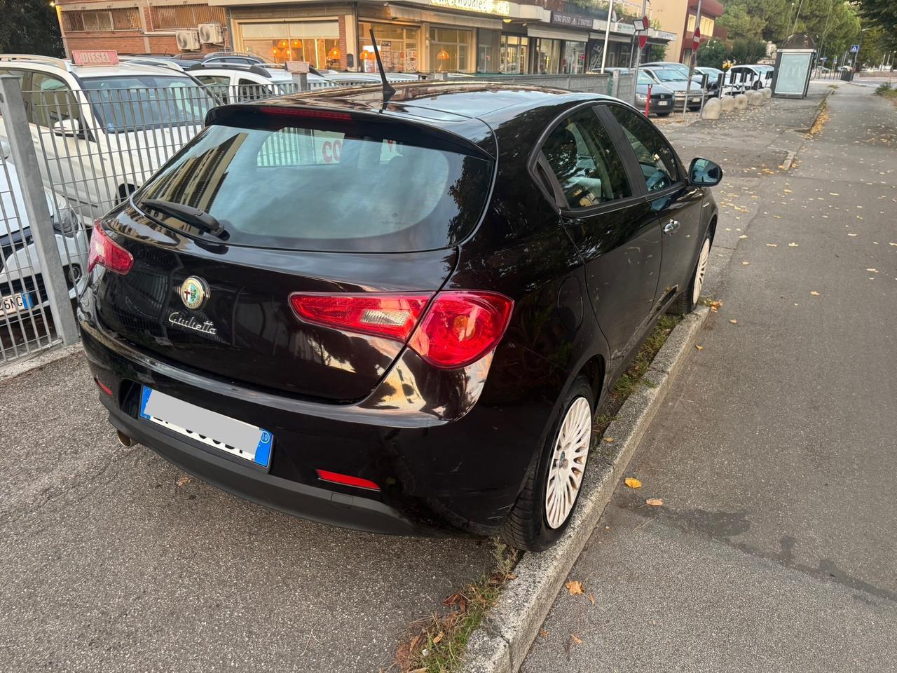 Alfa Romeo Giulietta 1.4 BENZ neopaten garanzia 12 m