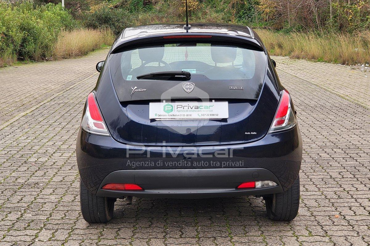 LANCIA Ypsilon 1.0 FireFly 5 porte S&S Hybrid Ecochic Gold