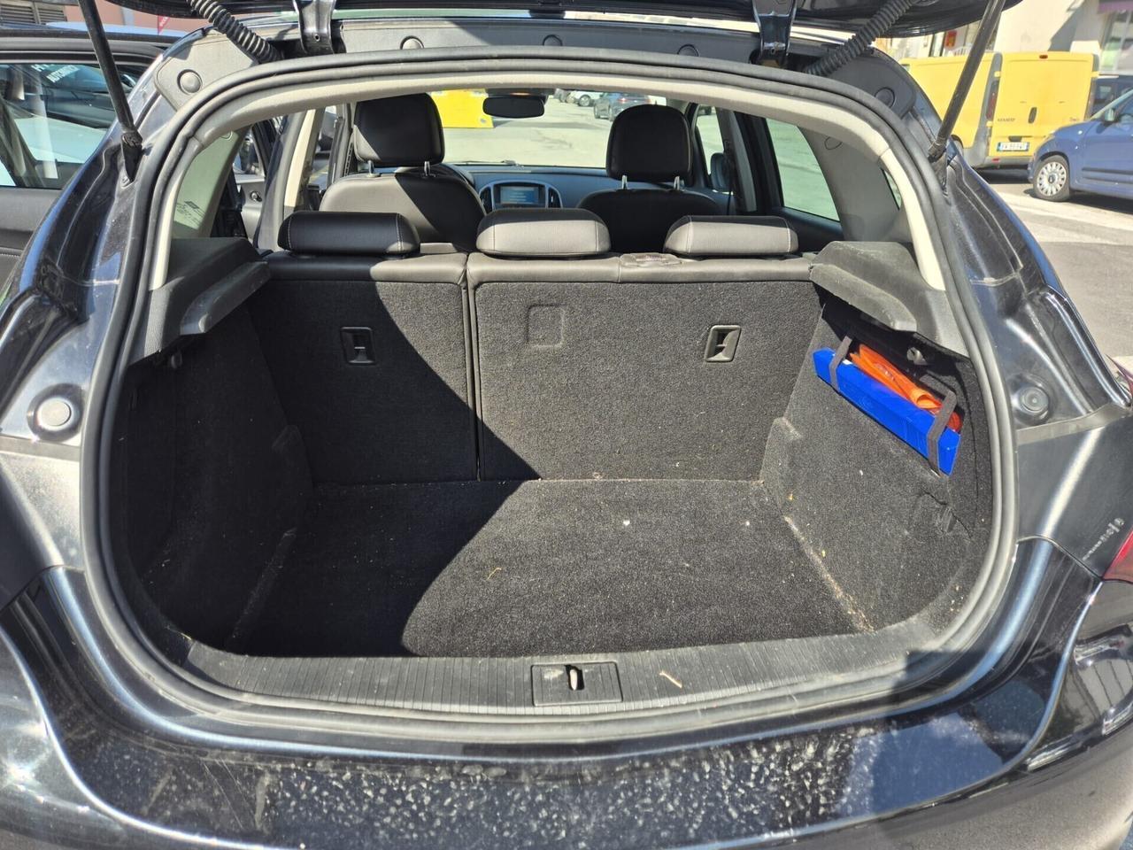 Opel Astra 1.4 Turbo Cosmo 140CV 5 porte PER COMMERCIANTI