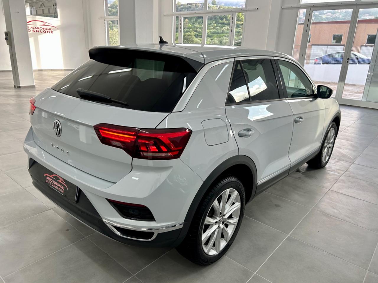 VW T-Roc 1.6 TDI SCR Style FULL finanziabile