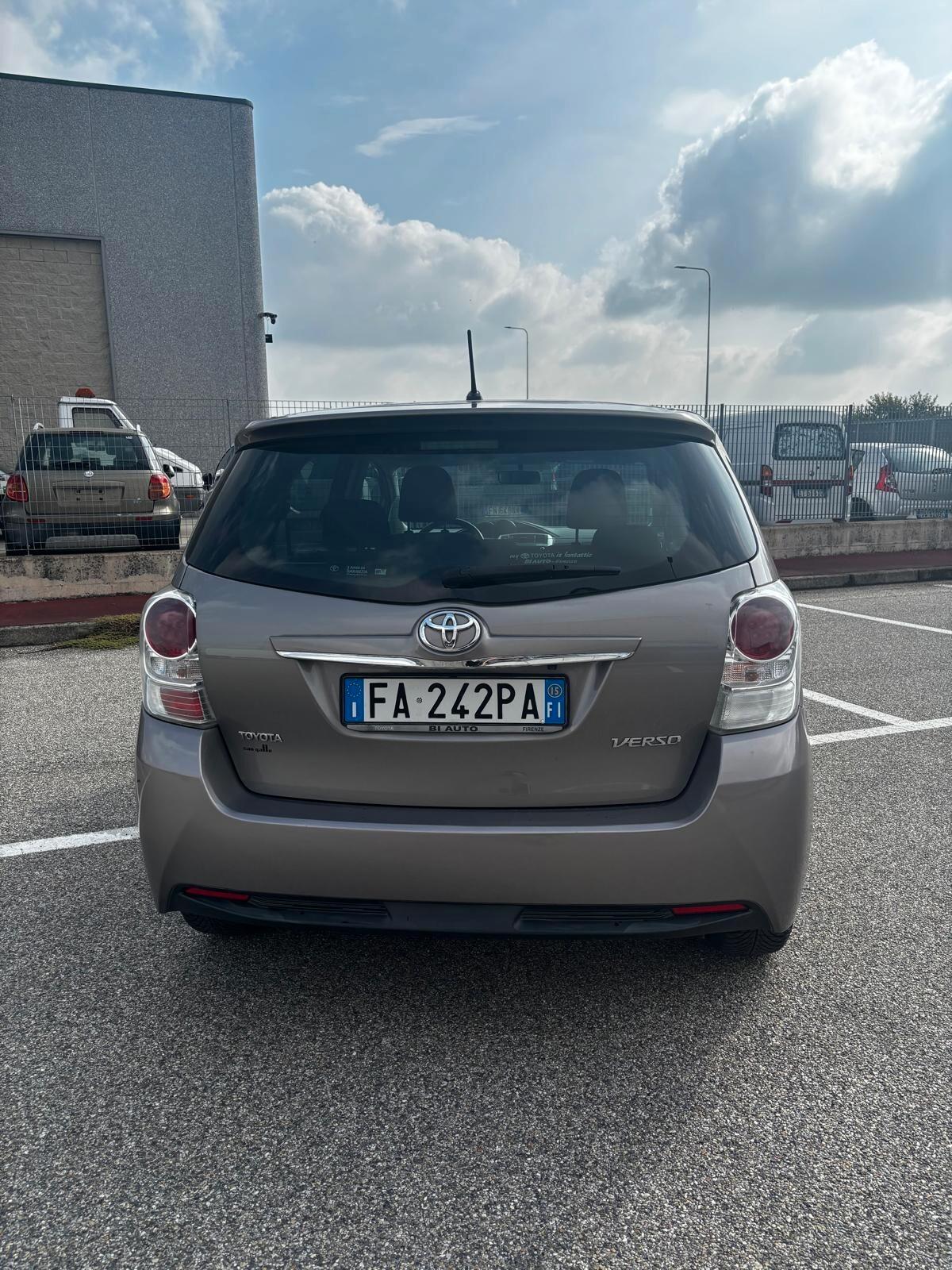 Toyota Verso 1.6 Style BENZINA, KM ORIGIANLI UNICO PROPRIETARIO