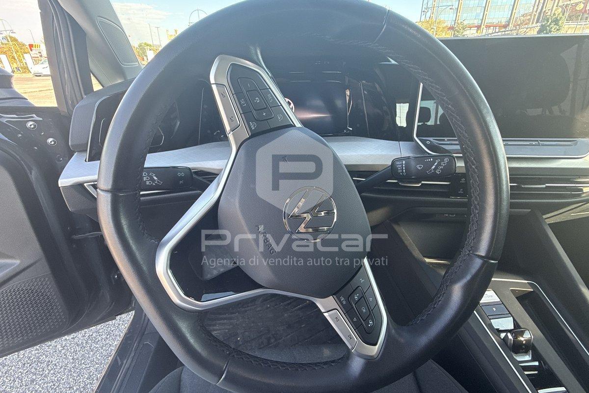 VOLKSWAGEN Golf 1.5 eTSI 115 CV DSG Life