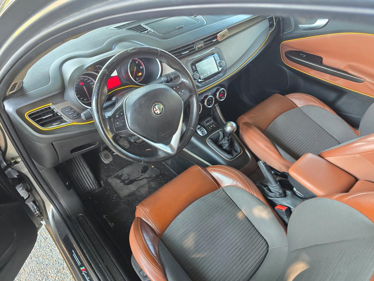 Alfa Romeo Giulietta 2.0 JTDm-2 150 CV Exclusive Gancio Traino Pelle