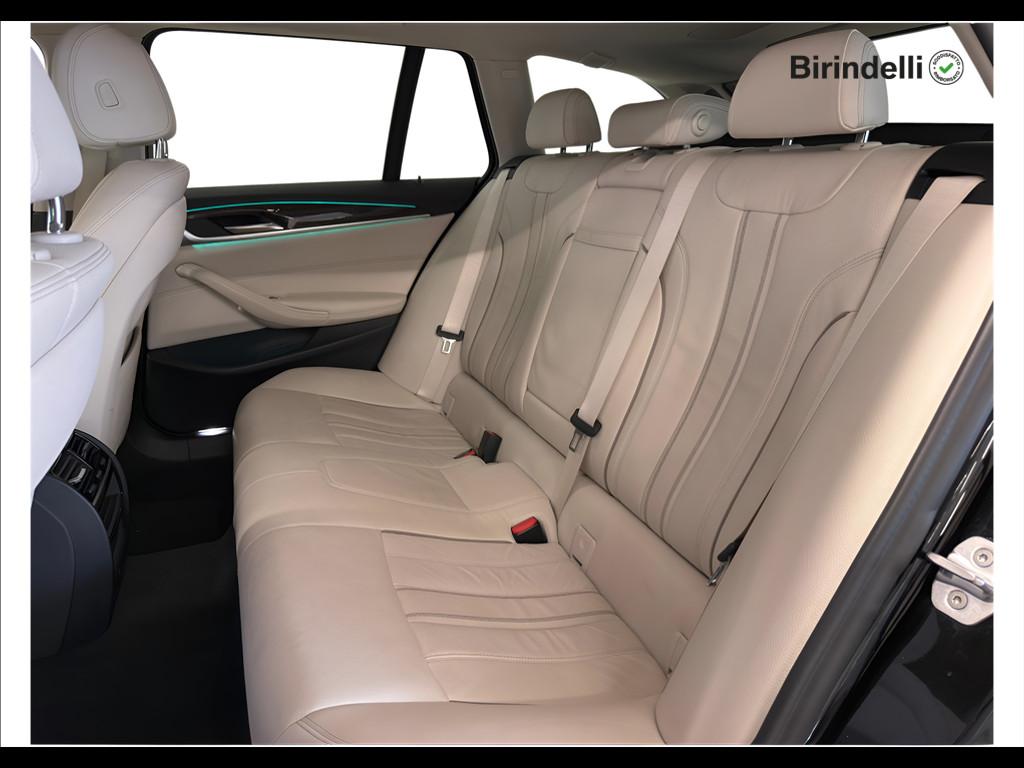 BMW Serie 5(G30/31/F90) - 518d Touring Luxury