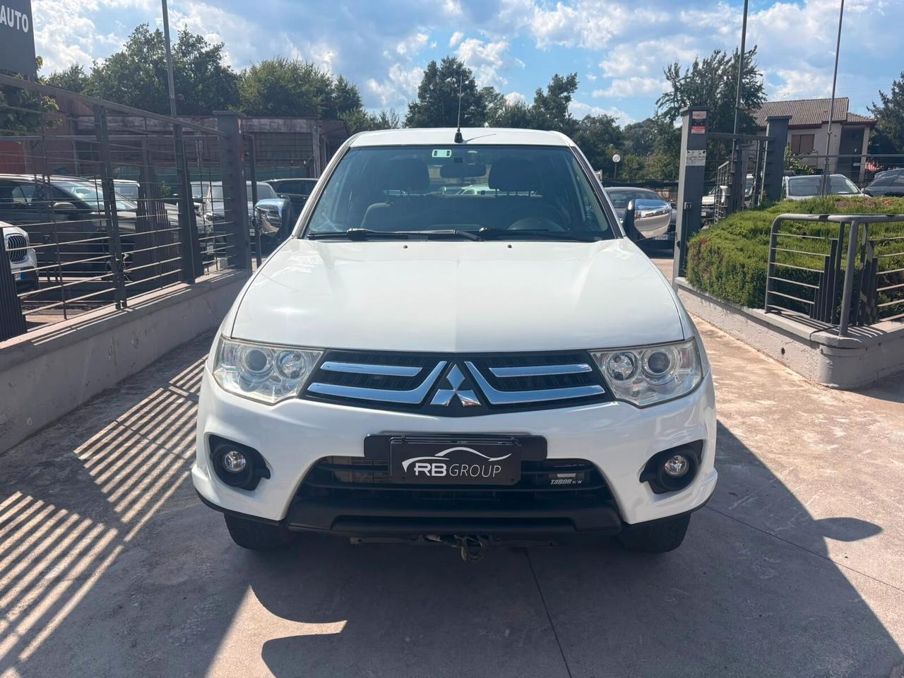 Mitsubishi L200 2.4 DI-D/154CV Club Cab Inform