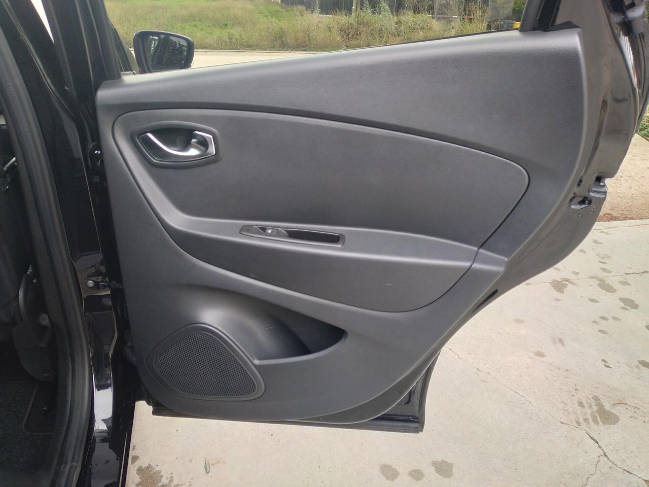 Renault Captur dCi 8V 90 CV EDC Sport Edition