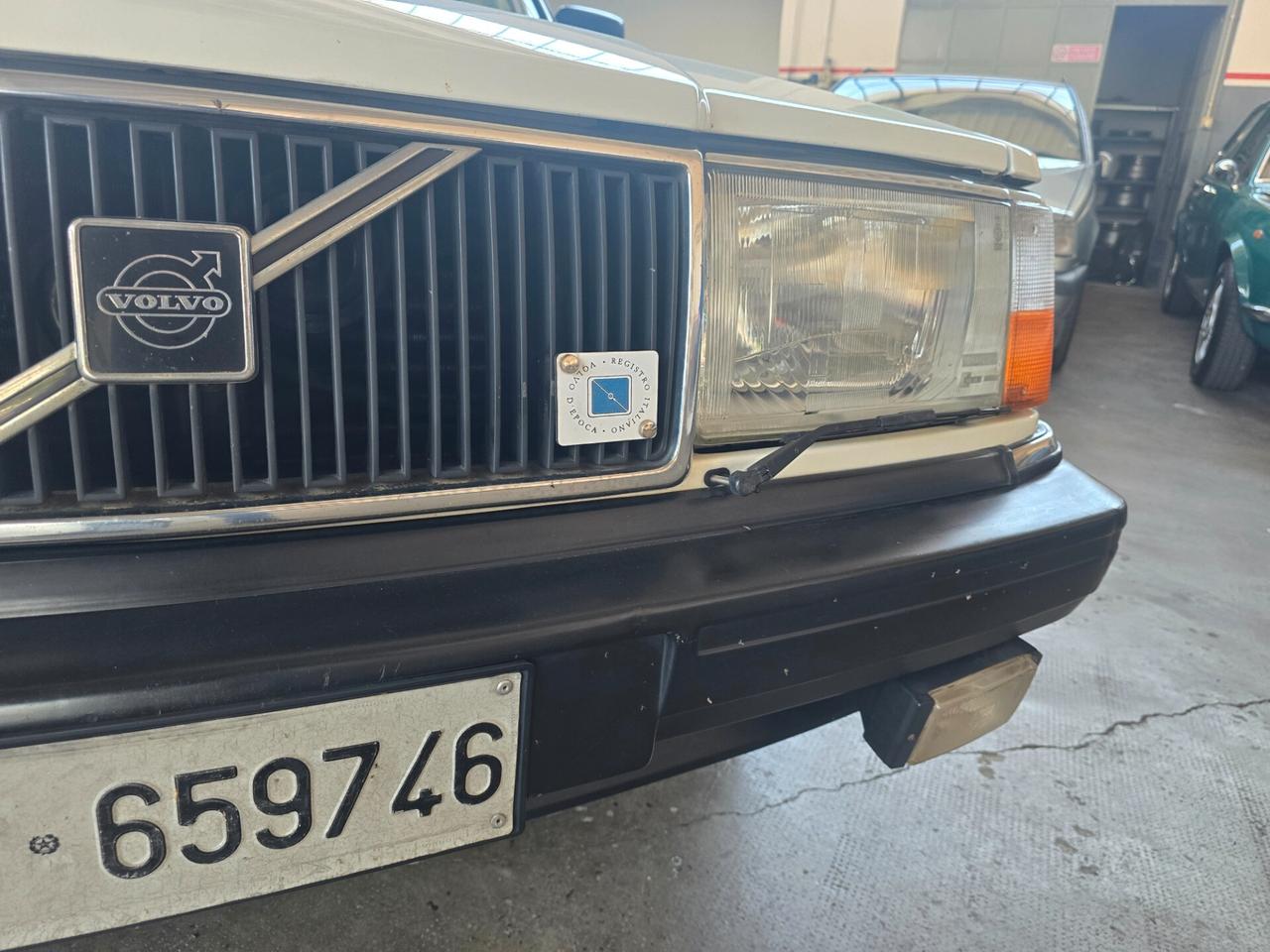 Volvo 240 GLE
