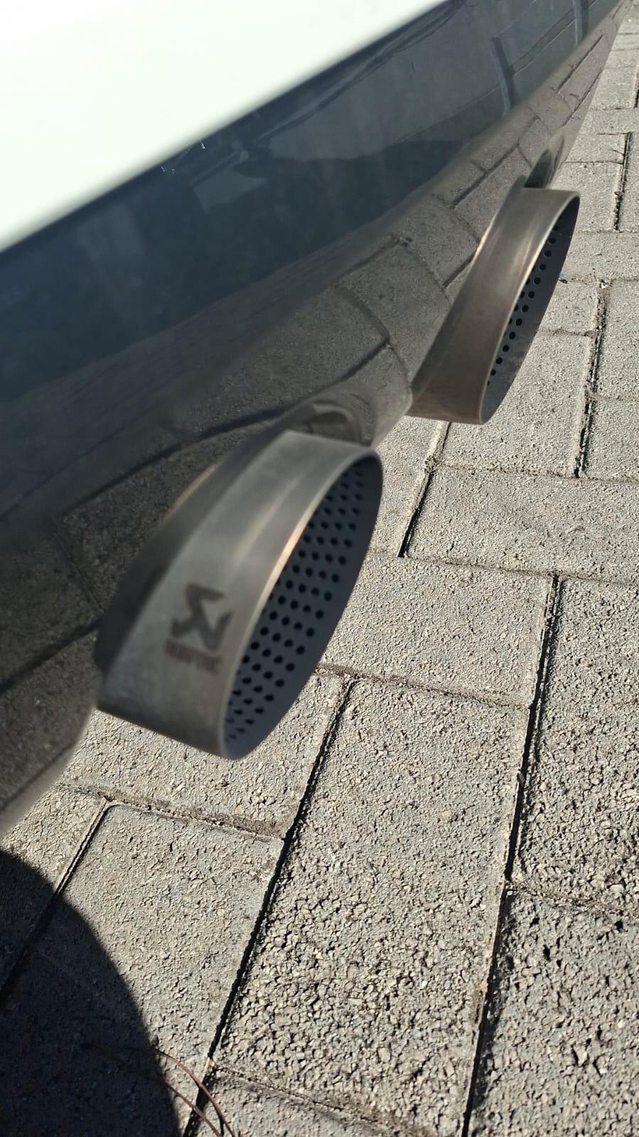 Volkswagen Golf 2.0 TSI 4mot. DSG 5p. R