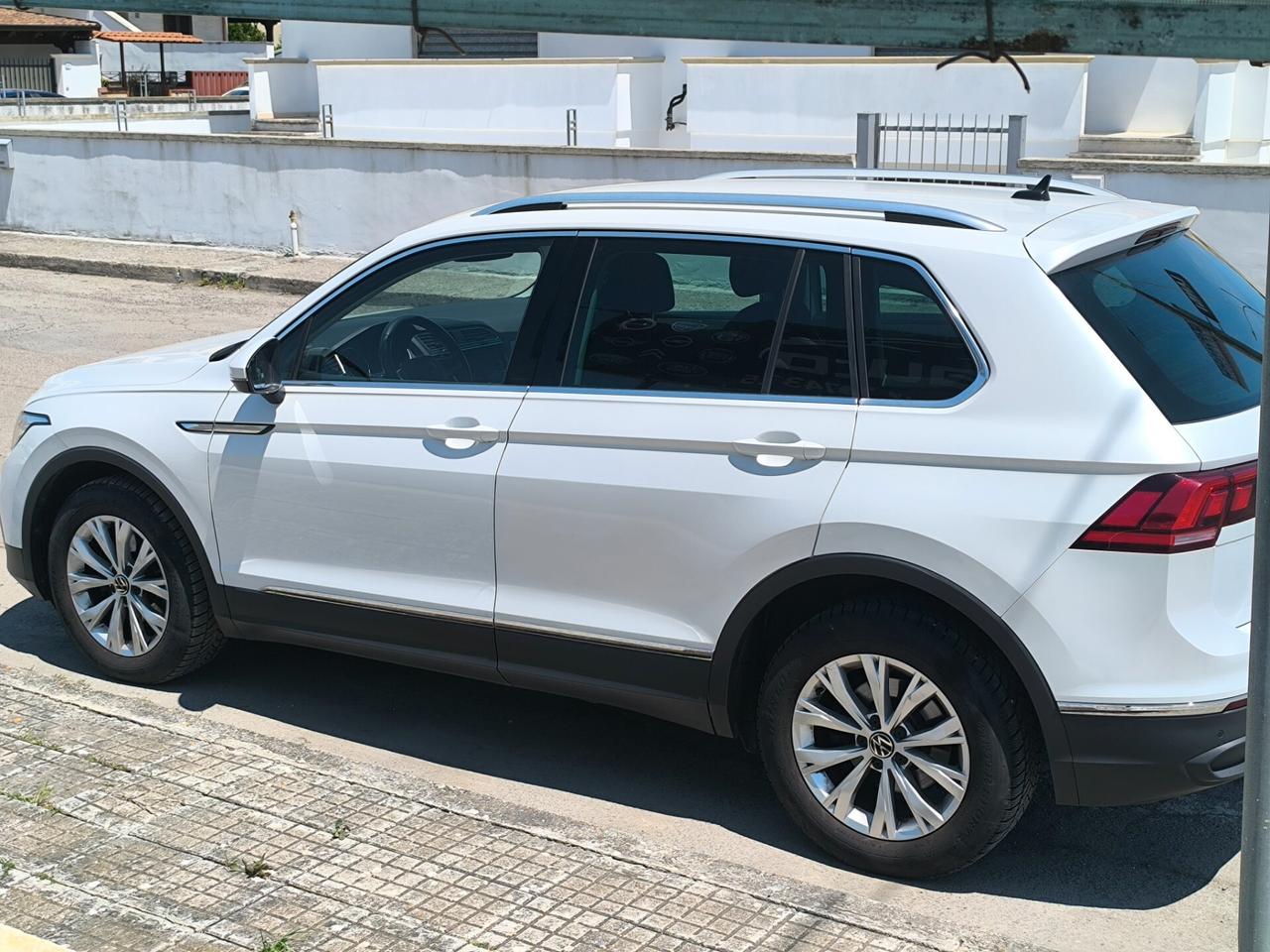 VOLKSWAGEN TIGUAN ELEGANZE 2.0 TDI 150cv 12/2021