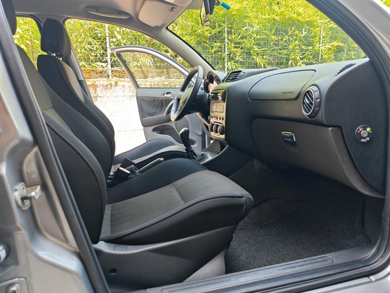 Alfa Romeo 147 1.6 BENZINA 105cv / 39.000km / Unipro