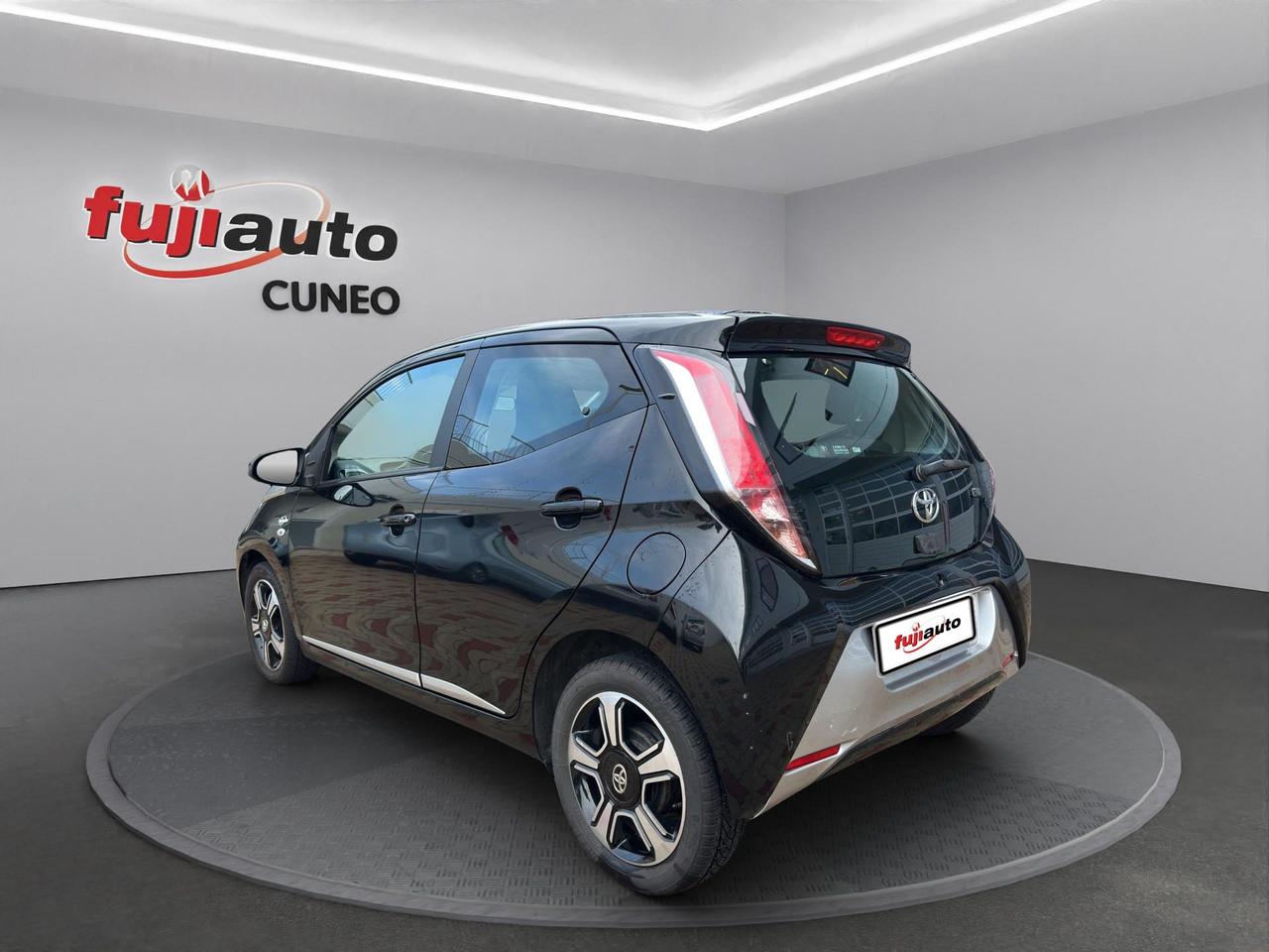 Toyota Aygo 5p 1.0 x-clusiv