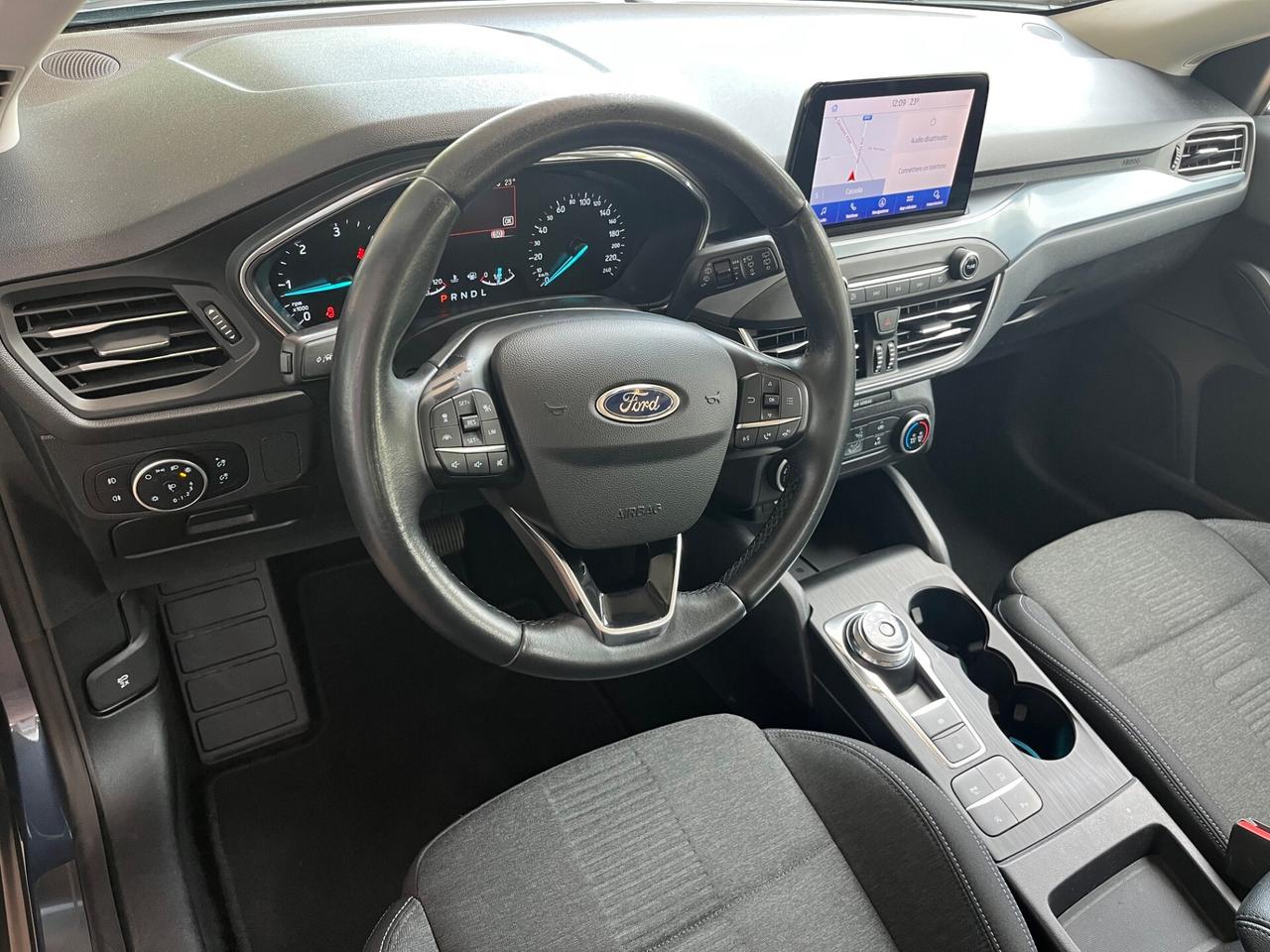Ford Focus SW 1.5 ecoblue ST-Line 2020 !!