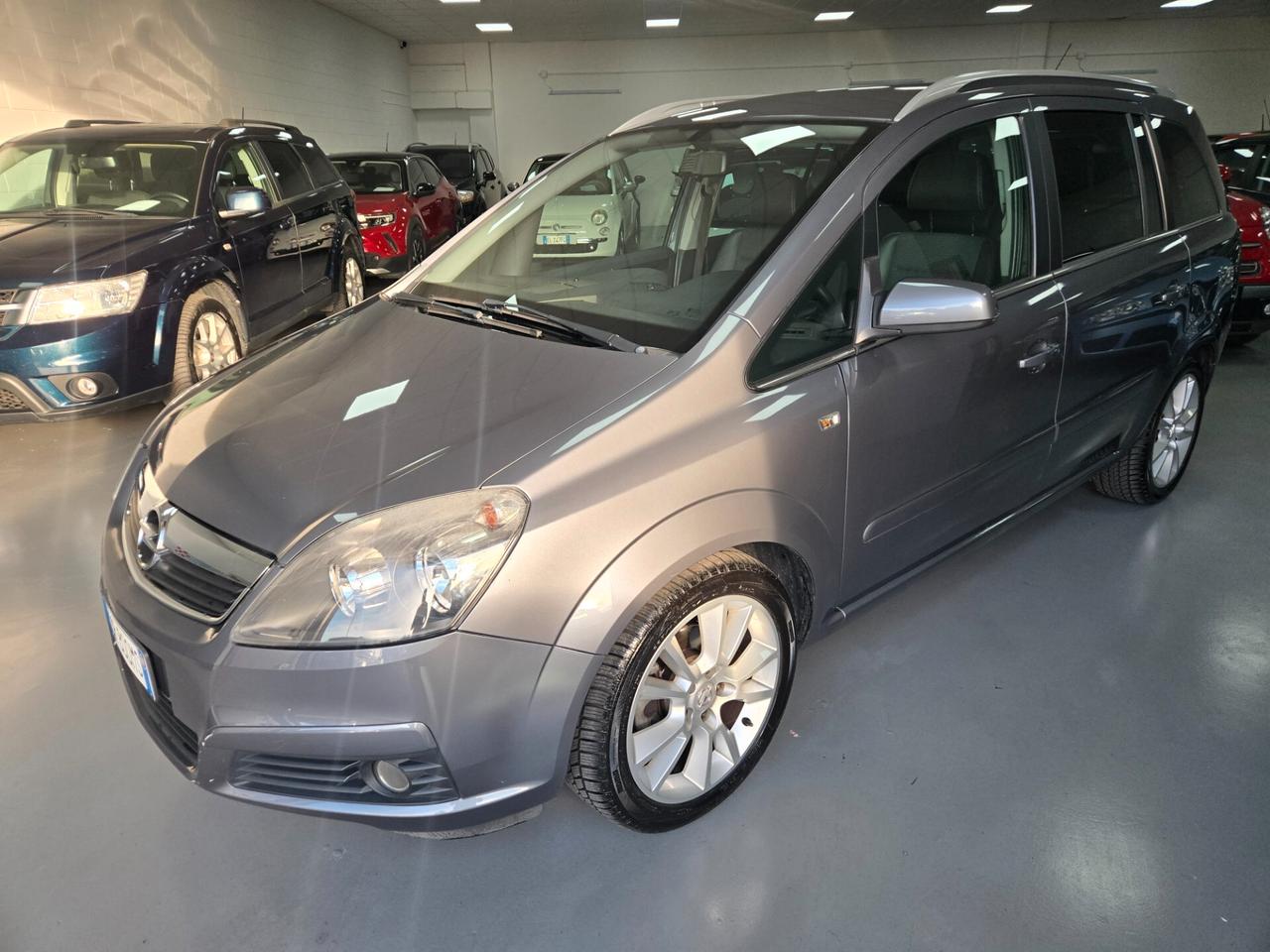Opel Zafira 1.8 16V VVT Cosmo