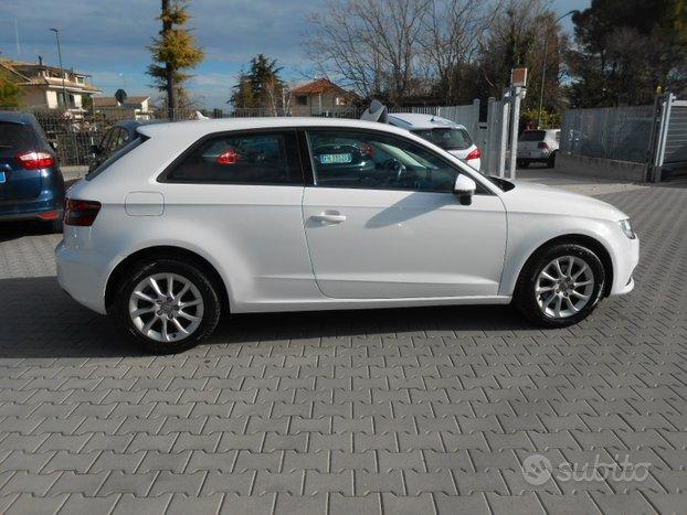 Audi a3 1.6 tdi s-tronic sport - 2015