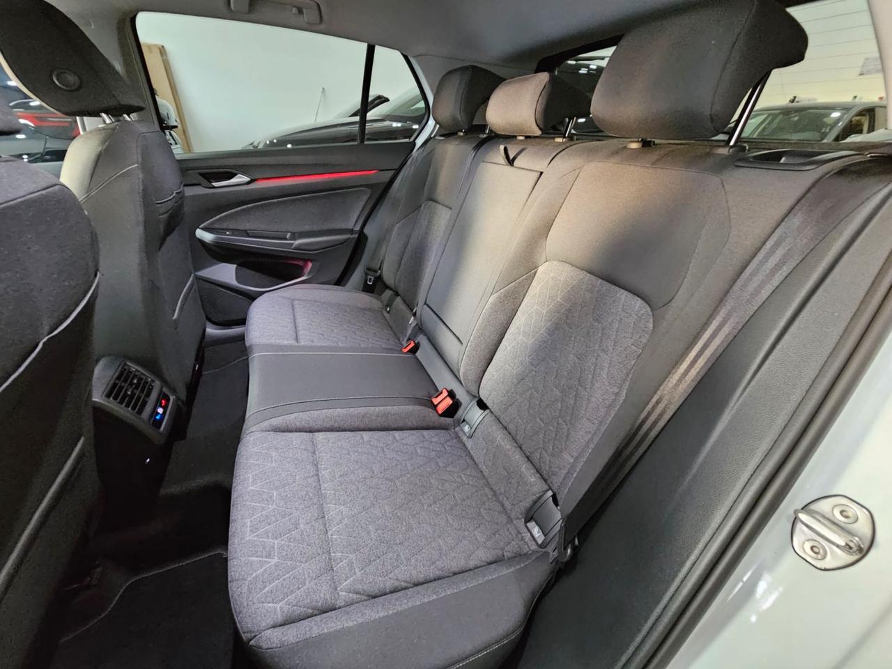 Volkswagen Golf TDI MOVE LIFE C.16 Tetto Nav Led Matrix Clima3Zone