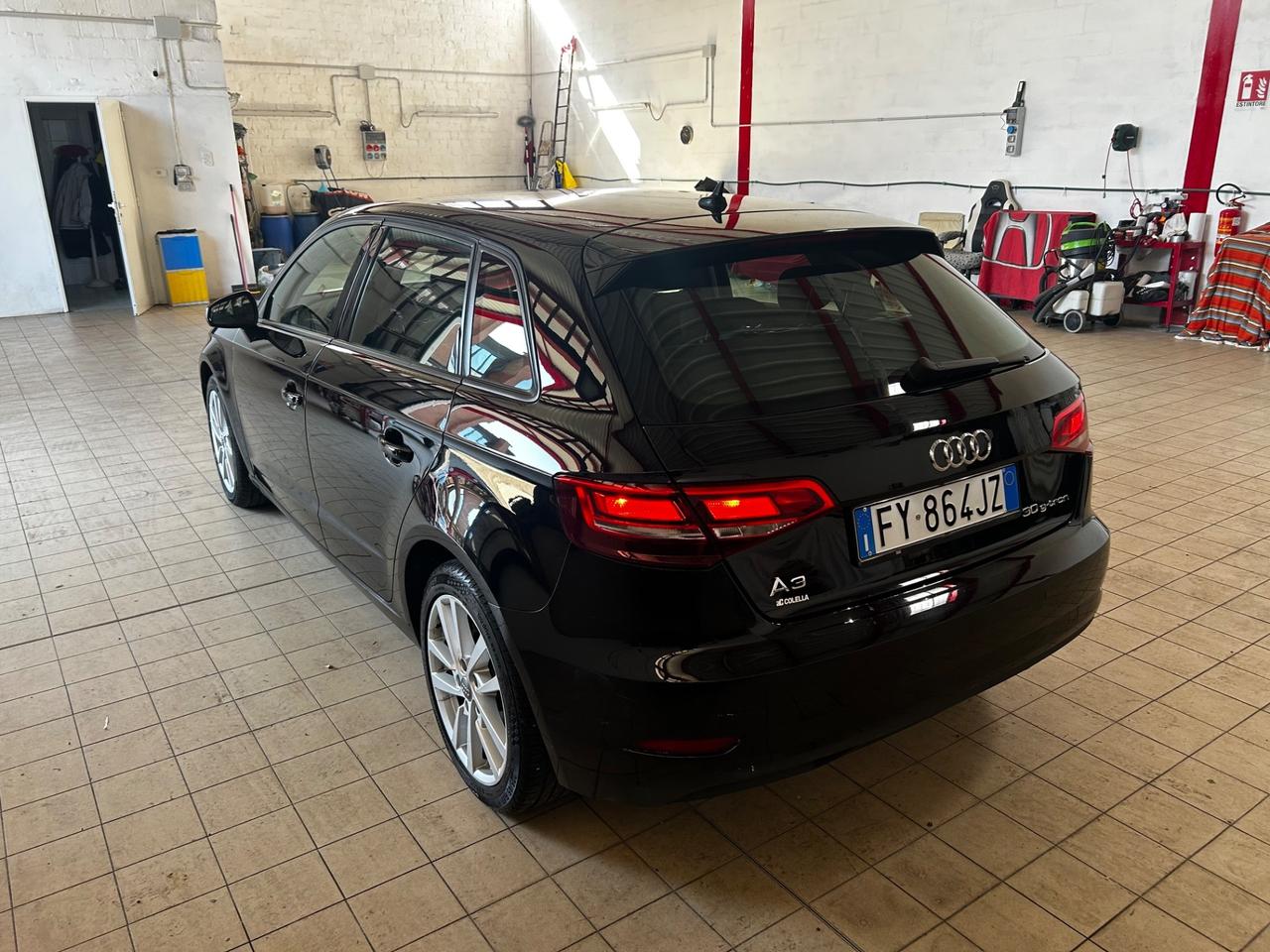 Audi A3 SPB 30 g-tron S tronic Business
