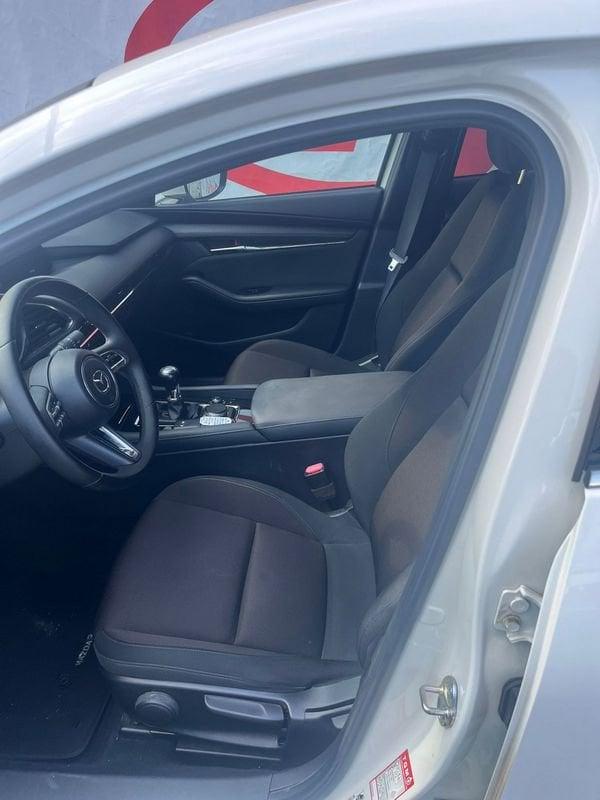 Mazda Mazda3 Mazda3 2.0L e-Skyactiv-G M Hybrid Executive