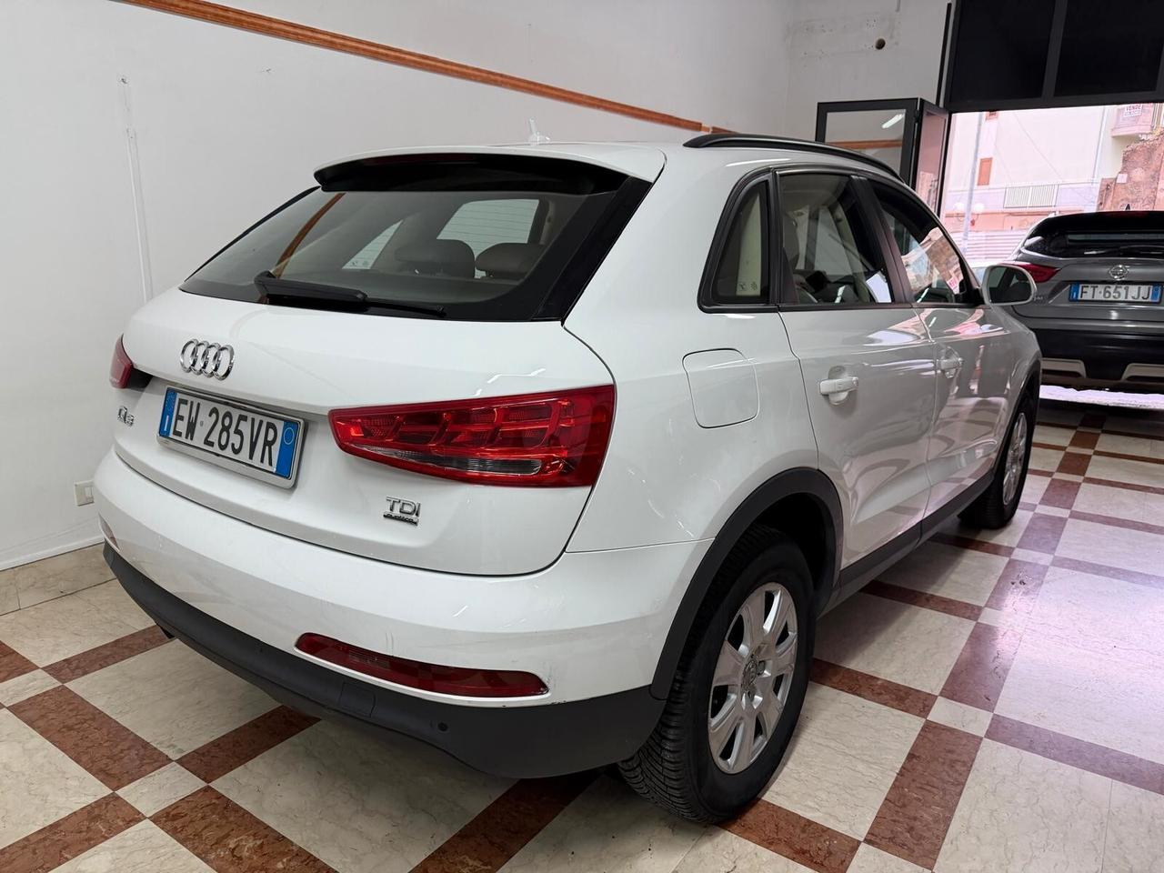 Audi Q3 2.0 TDI quattro S tronic Business