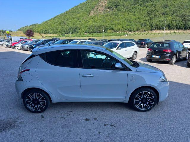 LANCIA Ypsilon 1.2 fire 69 CV 5 porte Gold OK NEOPATENTATO