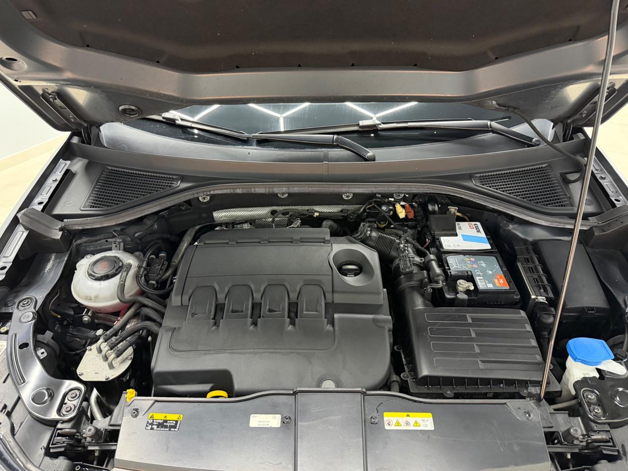 Volkswagen T-Roc 1.6 TDI SCR Business BlueMotion Technology