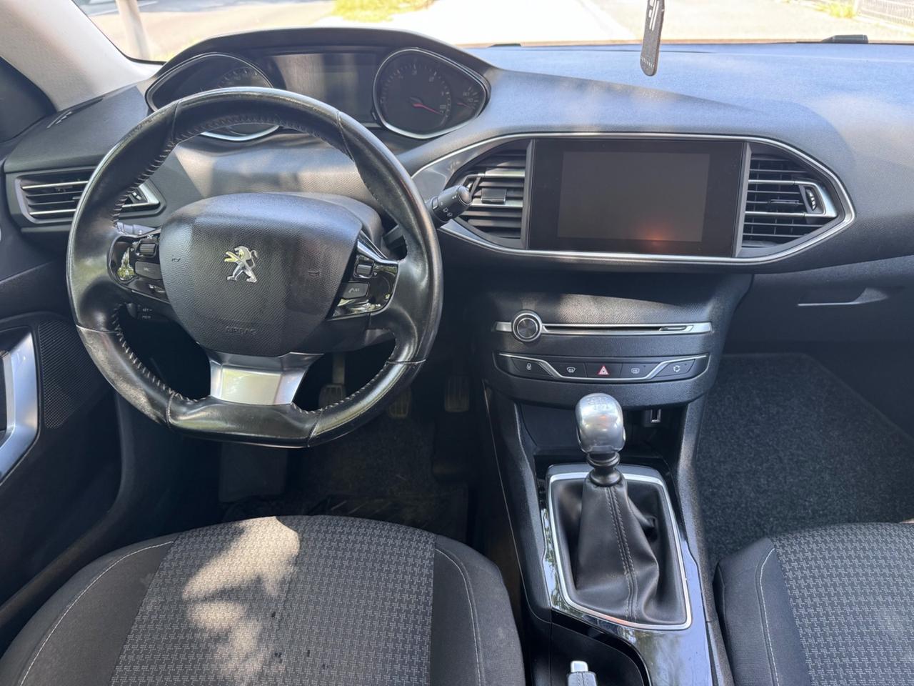 Peugeot 308 BlueHDi 100 S&S SW garanzia 12 mesi