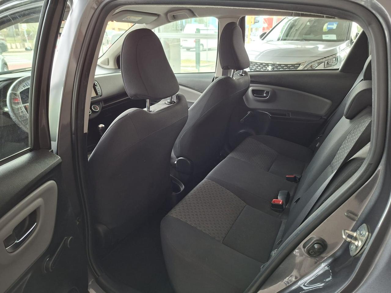 Toyota Yaris 1.3 5 porte Trend