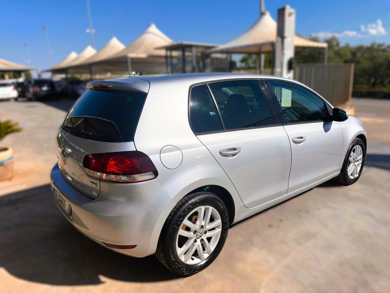 Volkswagen Golf 1.6 TDI DPF 5p. Highline