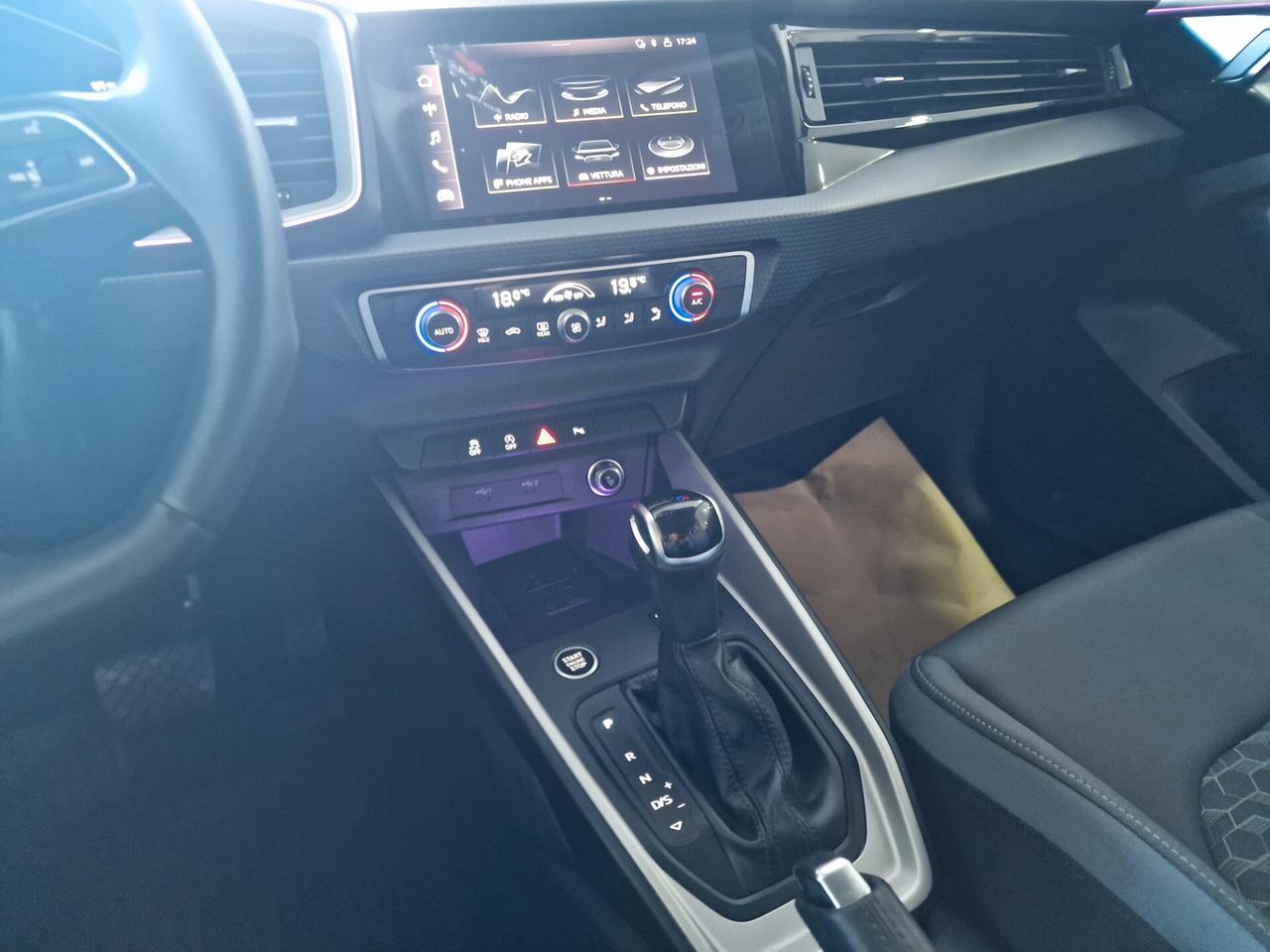 Audi A1 citycarver IDENTITY CONTRAST