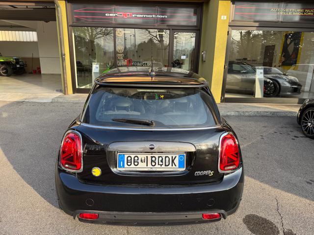 MINI Cooper SE M
