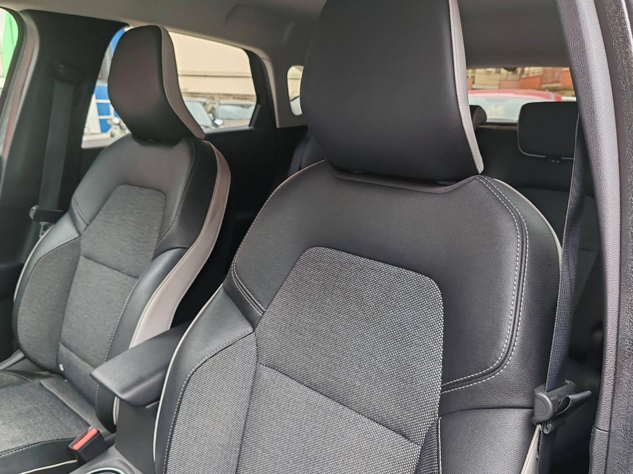 Renault Captur 1.6 E-Tech Hybrid 145 cv Automatica