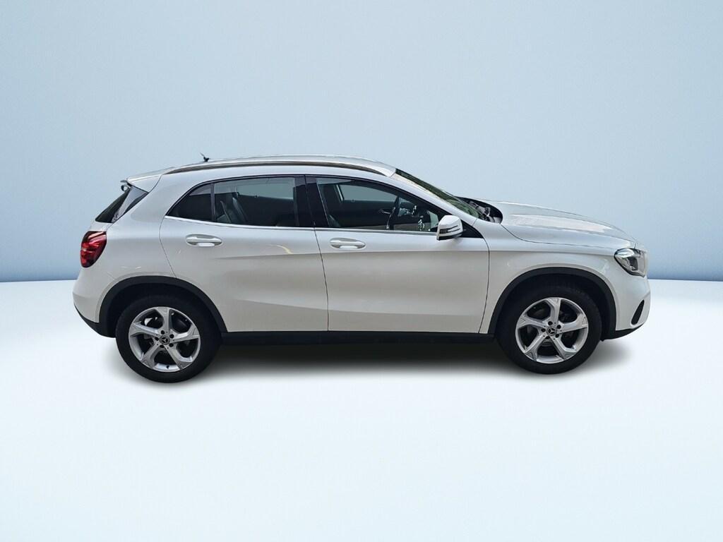 Mercedes GLA 200 200 Sport 7G-DCT