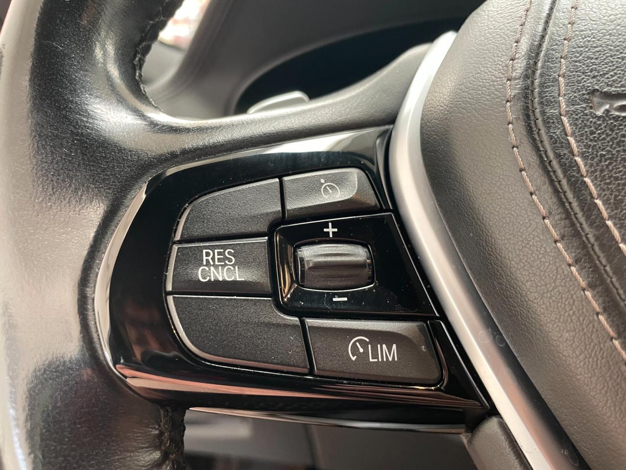 Bmw 530 e 2.0 184 CV Luxury Plug-in hybrid