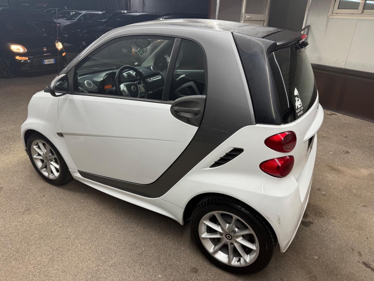 Smart ForTwo 1000 52 kW MHD coupé passion
